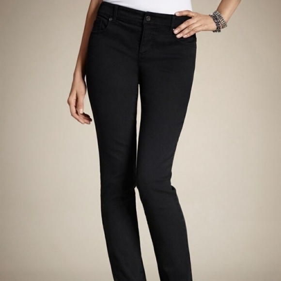 Chico’s Ultimate Fit Slim Leg Platinum Jeans Black SZ 4 Short - Picture 1 of 10